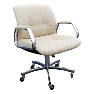 Vintage 1988 Steelcase 454 311 Postmodern Executive Swivel Chair Bouclé Oatmeal For Sale