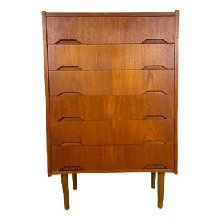 Mid-Century Scandinavian Danish Teak Chest of Drawers, 1960s For Sale
