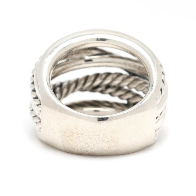 Modern David Yurman Crossover Wide Band Ring, Sterling Silver, Ring Size 6.75 For Sale - Image 3 of 6