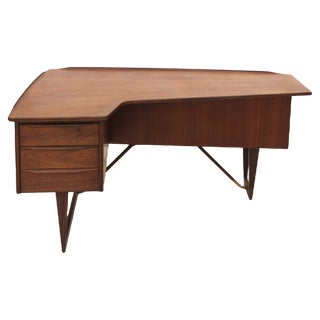 Mid-Century Modern Boomerang Desk attributed to Arne Vodder For Sale