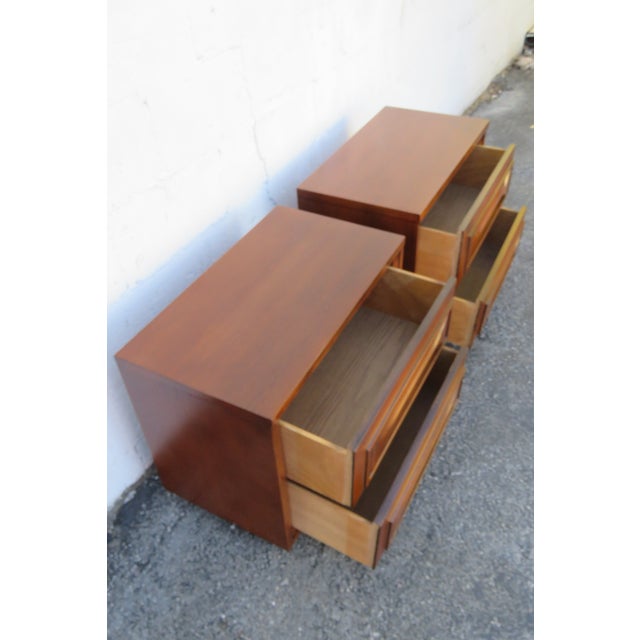 Mid Century Modern Nightstands End Side Bedside Tables a Pair 6292 For Sale - Image 4 of 14
