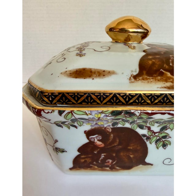 Late 19th C. Antique Japanese Lidded Porcelain Box With Monkeys & Wisteria For Sale In Los Angeles - Image 6 of 17