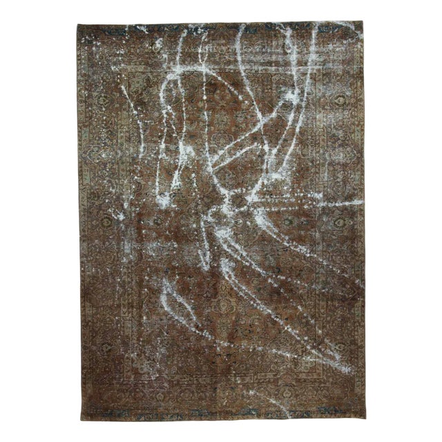 Middle Eastern Rug in Wool For Sale