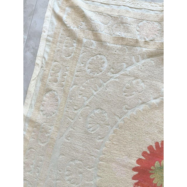 1960s Handmade Neutral Tan Suzani From Tashkent 4'7'' X 4'7'' For Sale - Image 5 of 7