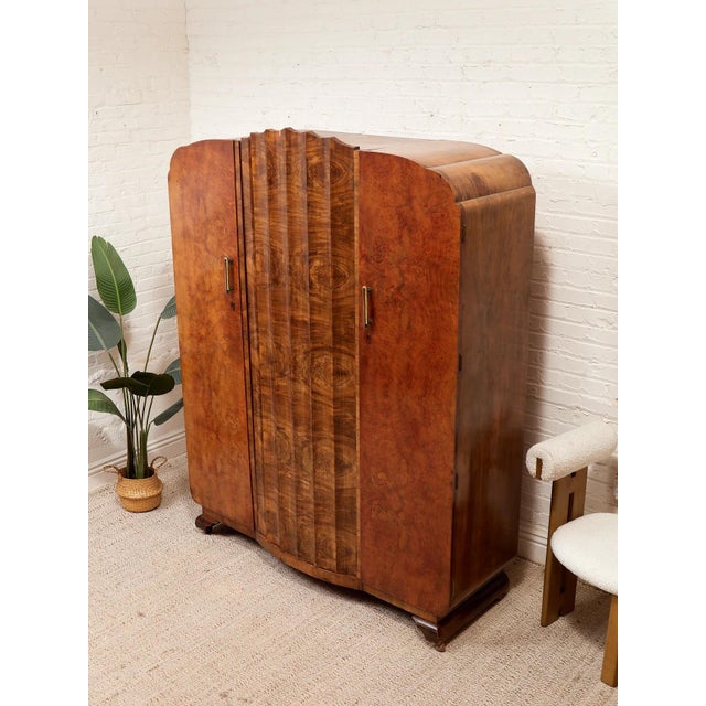 Early 20th Century Art Deco Armoire For Sale - Image 4 of 12