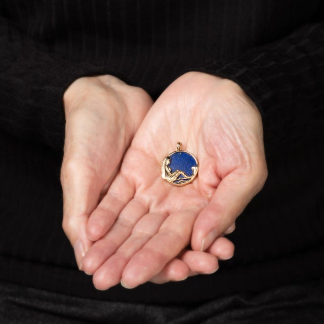 Mermaid Charm Lapis Lazuli Pendant Estate 14k Yellow Gold Mythical Jewelry For Sale - Image 4 of 4