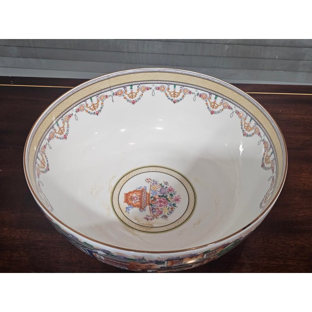 Late 20th Century Mottahedeh Winterthur Reproduction Footed Hong Bowl, Large - 14 1/4" For Sale In Cleveland - Image 6 of 16