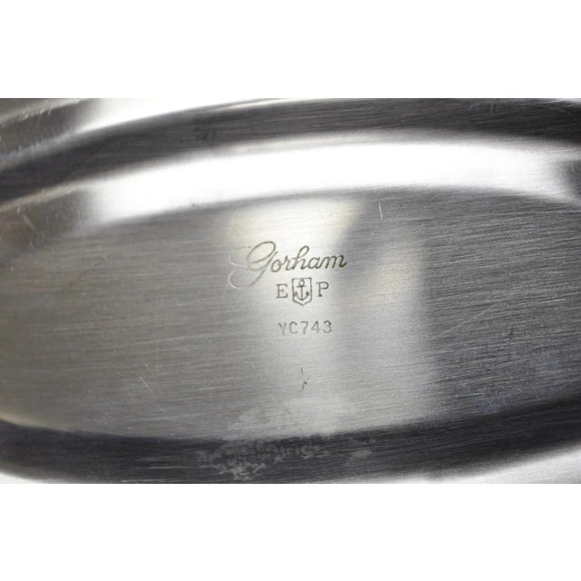 Metal Vintage Gorham Yc743 English Victorian Silver Plated Wire 11" Bread Fruit Basket For Sale - Image 7 of 10