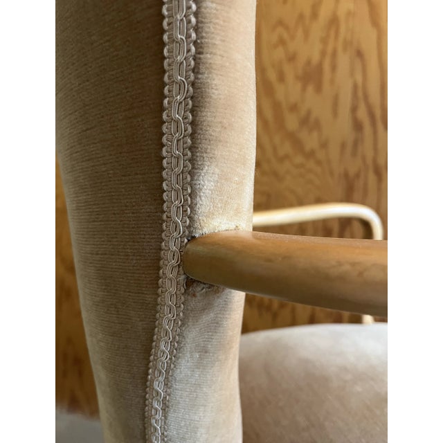 Mid-Century Modern Wooden and Fabric Dining Room Chairs attributed to Osvaldo Borsani for Ignoto, 1960s, Set of 8 For Sale - Image 3 of 11