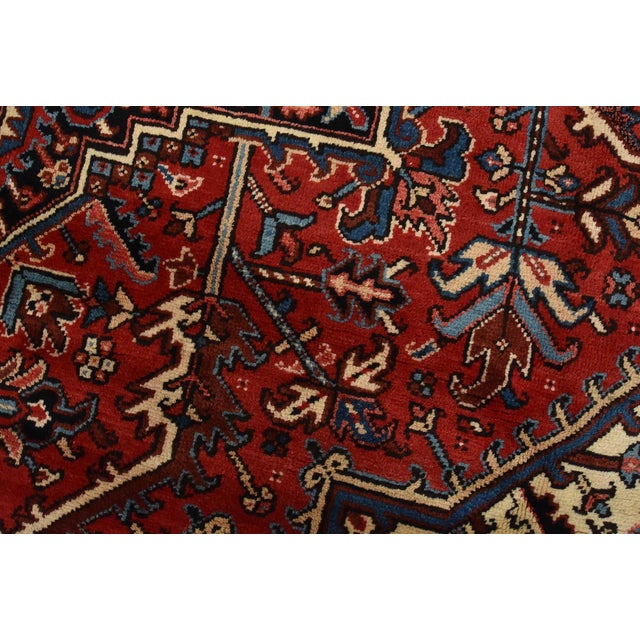 1990s Heriz Rug 7’11” X 11′ Red Wool Vintage Traditional Hand-Knotted Carpet For Sale - Image 5 of 15