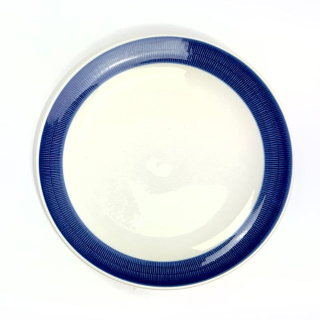 Rörstrand Mid-Century Modern Scandinavian Stoneware "Koka Blå" Side Plates by Hertha Bengtson for Rörstrand - Set of 6 For Sale - Image 4 of 8