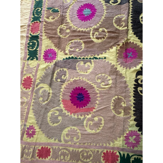 Mid-Century Modern Large Yellow Cotton Suzani With Bold Round Medallions For Sale - Image 3 of 10