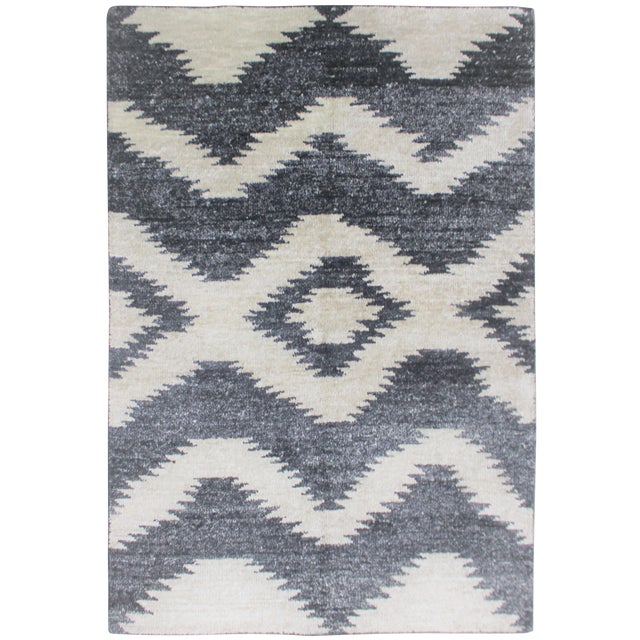 Hand Knotted Bamboo Rug - 5' x 7' For Sale
