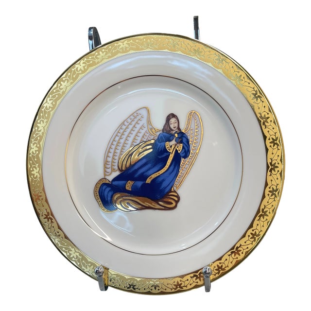 Vintage Muirfield Celebrity 9408 Salad/Accent Plate - Blue Angel For Sale