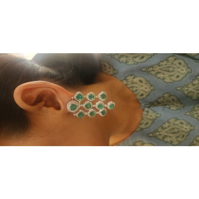 Early 21st Century Natural zambian high quality emerald diamond earring 18k gold For Sale - Image 5 of 18