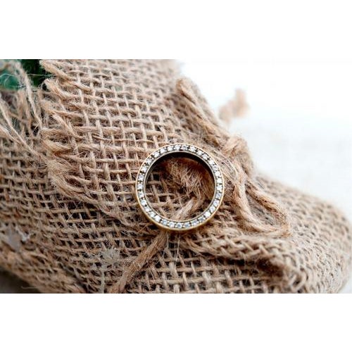 Wedding Ring in Two-Tone Gold with Calibrated Quartz For Sale - Image 4 of 8