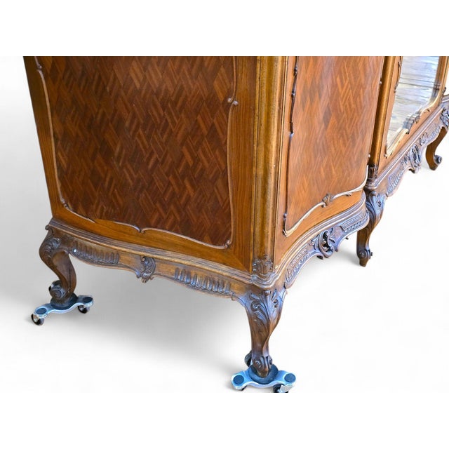 Early 1900s Triple Width Walnut Louis XV French Style Armoire. For Sale - Image 9 of 18