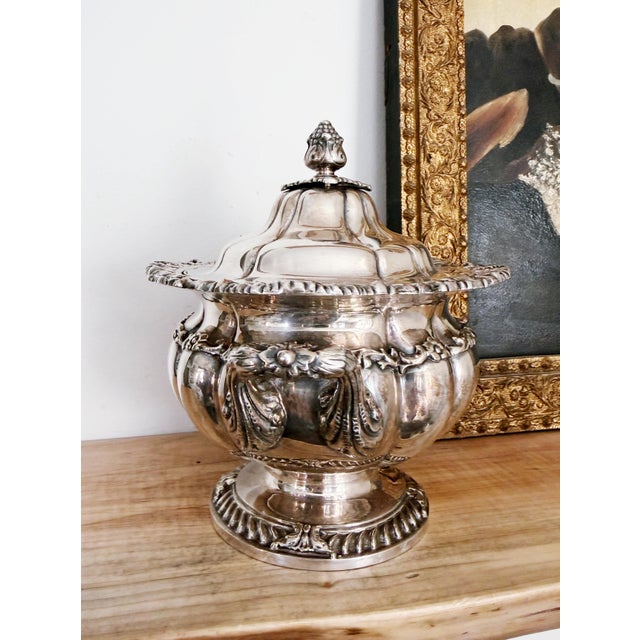 A beautiful antique circa late 1800s silver plated lidded sugar bowl made by Tiffany and Company! In excellent condition...