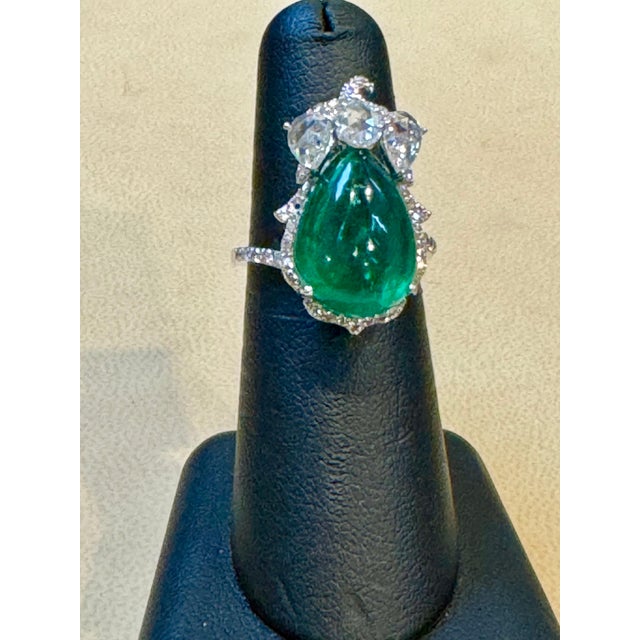 Art Deco 9 Ct Finest Zambian Sugar Loaf Emerald & 2 Ct Rose Cut Diamond Ring Size 7 For Sale - Image 3 of 18