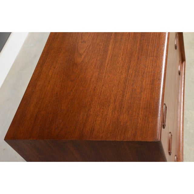 1960s Modern Teak Dresser Chest by Icd For Sale - Image 5 of 10