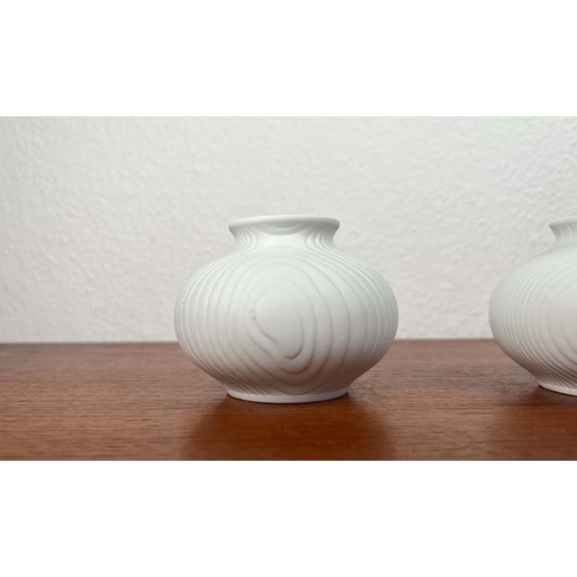 Vintage German White Porcelain Op Art Vases from Hutschenreuther, 1970s, Set of 2 For Sale - Image 10 of 15