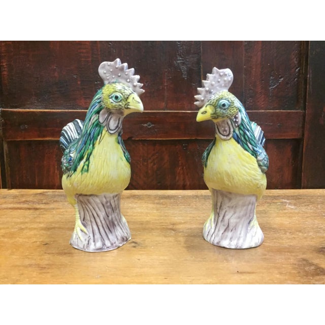 19th Century Chinese Susancai Glazed Porcelain Roosters - a Pair For Sale - Image 10 of 11