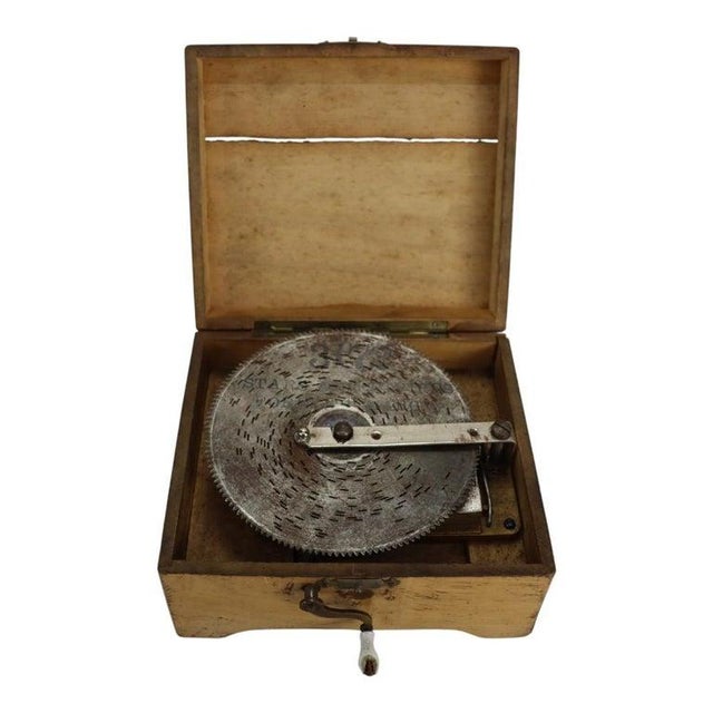 Victorian Antique Mini Stella Hand Crank Disk Player With 20 Disks C1890 For Sale - Image 3 of 10