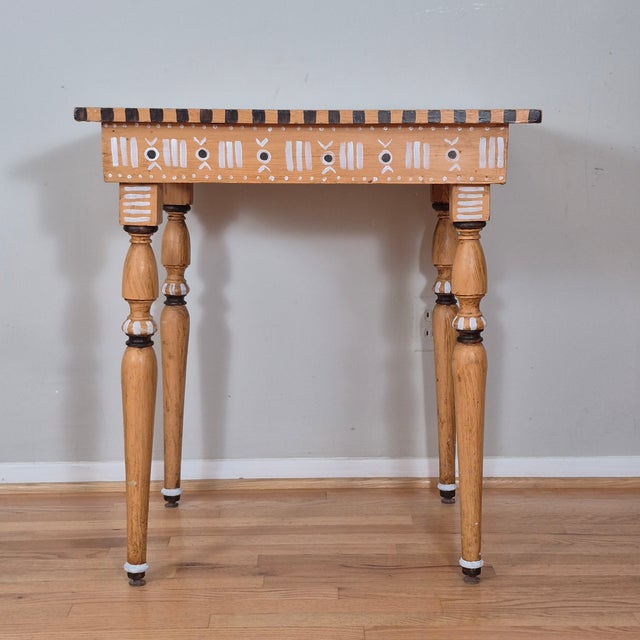 Mackenzie Childs Antique Rustic Hand Painted Mustard Yellow Black & White Tall Side End Table Work Table Small Desk W/ Turned Legs For Sale - Image 4 of 11