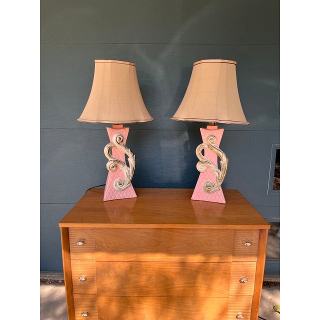 1960s 1950s Hollywood Regency Pink Chalkware Table Lamps With Gold Acanthus Scroll - a Pair For Sale - Image 5 of 6