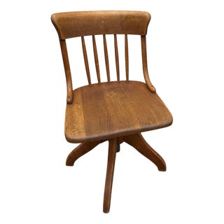 Vintage French Atelier Swivel Chair in Oak, 1920s For Sale
