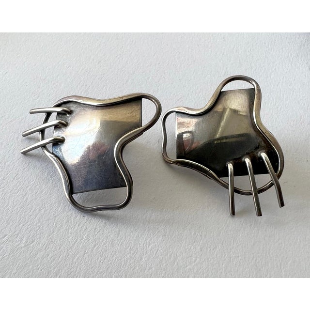 1950s Carolyn Gleick Rosene Sterling Silver Handmade Amoeba Freeform Earrings For Sale In Palm Springs - Image 6 of 6