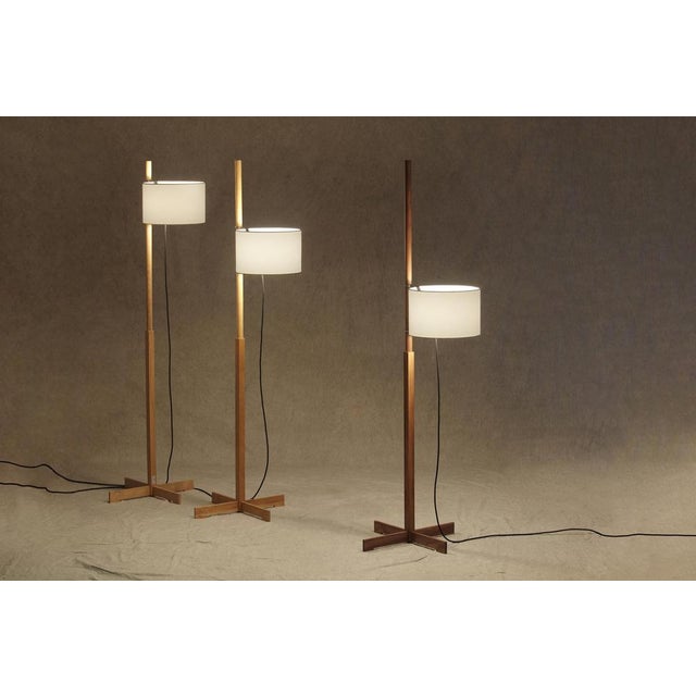 Contemporary White and Black Oak TMM Floor Lamp by Miguel Milá For Sale - Image 3 of 14