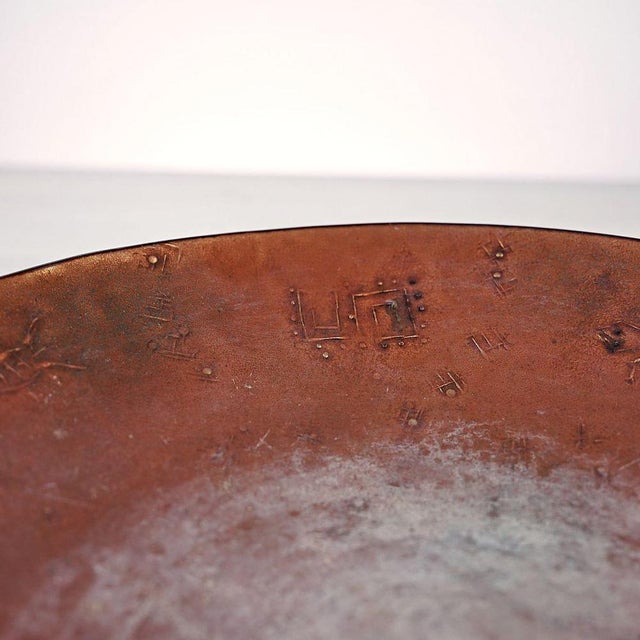 LEONARDO, copper, diam.: 26,5 articolo Generico: 1f.1.62 This piece is attributed to the mentioned designer/maker. It has...