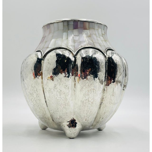 1960s Large Silver-Plated & Mother-of-Pearl Vase by Los Castillo, Taxco Mexico, 1960s For Sale - Image 5 of 15