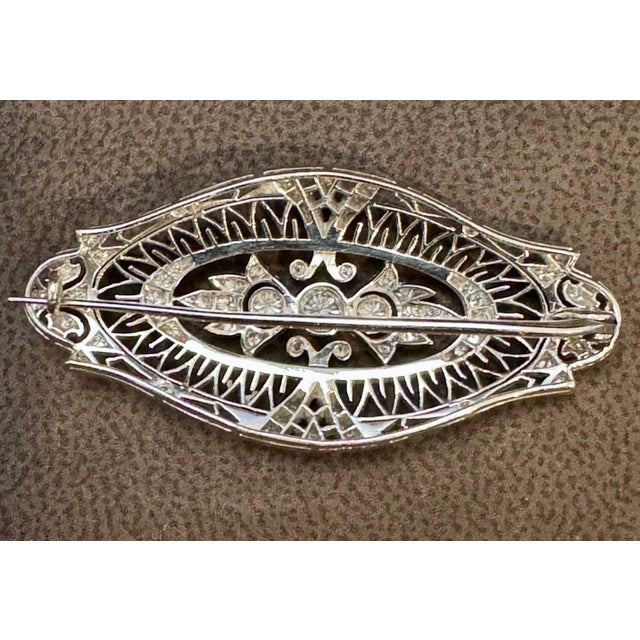 Estate Art Deco 1 Ct Diamond Platinum 12.5 Gm Pin / Broach VS Quality For Sale In New York - Image 6 of 18