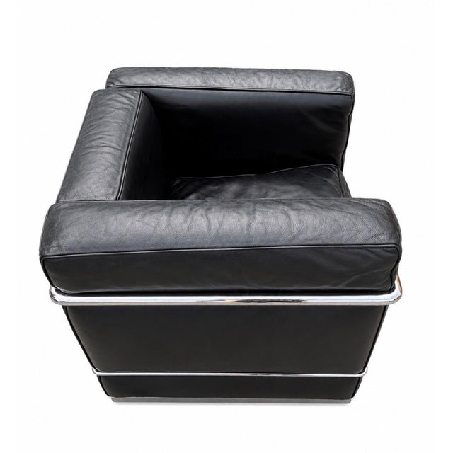 One of the most famous and sought-after pieces of furniture in the history of modern design is the lc2 armchair,...