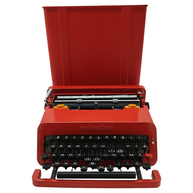 Red Italian Valentine Typewriter by Ettore Sottsass for Olivetti, 1960s For Sale - Image 8 of 8