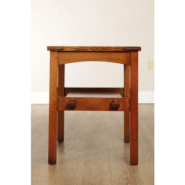 Early 21st Century Stickley Mission Collection Oak Butterfly Top End
