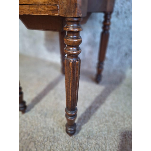 Louis XVI Style Side Table in Walnut, 1800s For Sale - Image 4 of 7