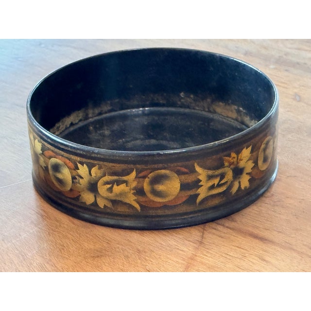 19th Century Pair of 19th Century Black Papier-Mâché Wine Coasters For Sale - Image 5 of 8