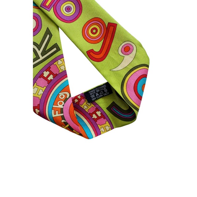 Postmodern Hermès Twilly Scarf For Sale - Image 3 of 3