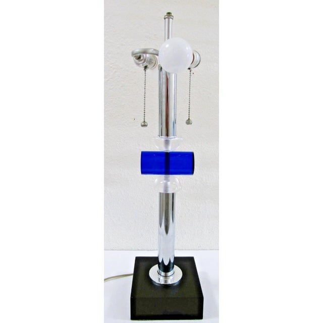1970s Van Teal Mid-Century Modern Lucite, Chrome and Brushed Aluminum Table Lamp For Sale - Image 11 of 13