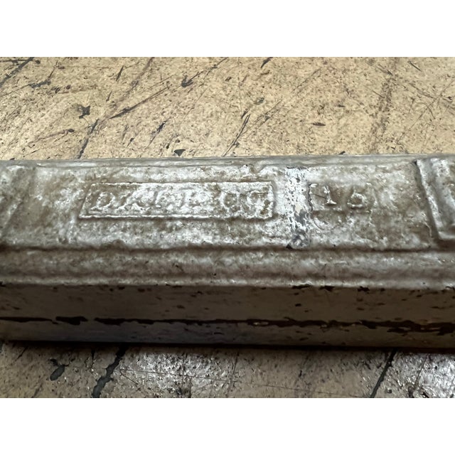 English Antique Silver Tailor’s Sad Goose Iron Twisted Handle For Sale - Image 3 of 6