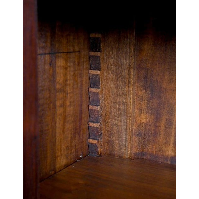 Louis XV-Louis XVI Transition Display Cabinet in Marquetry of Precious Woods, Early 19th Century For Sale - Image 18 of 18