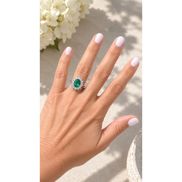 1980s KCM 14k White Gold Emerald & Diamond Cluster Ring — 1.25ct Emerald, 0.84ct Diamonds, Size 5.75 For Sale - Image 11 of 11