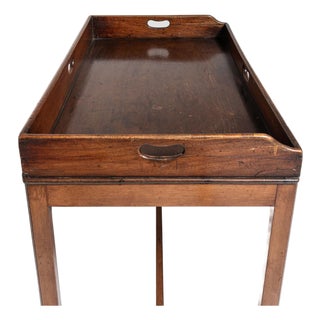 Early 20th Century United Kingdom Rich Mahogany Mahogany Butler'S Tray Table For Sale