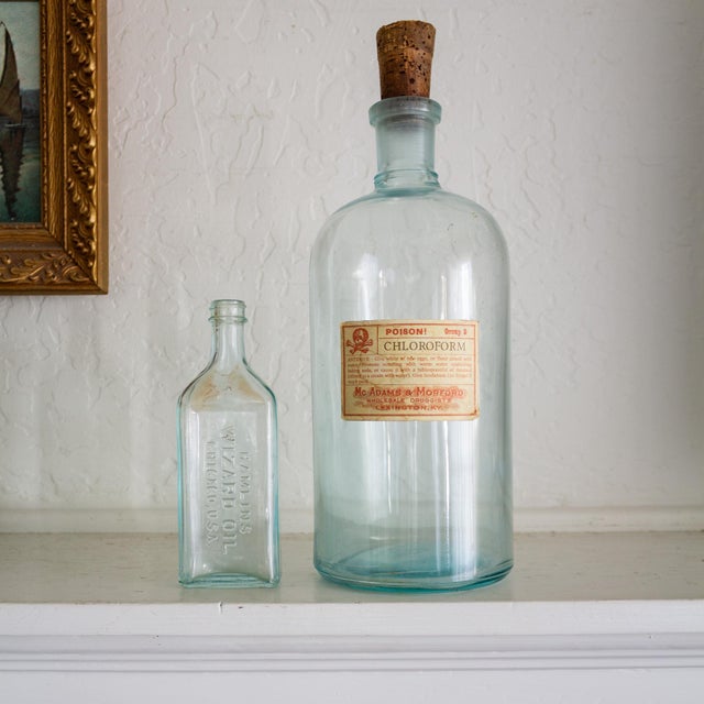 American Pair of American Antique Aqua Apothecary Bottles From Chicago and Lexington For Sale - Image 3 of 18