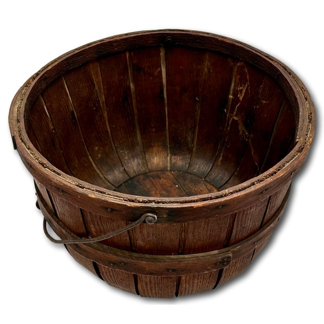 Great Antique American Hand Made Steam Bent Oak Maine Apple Farm Gathering Basket With Excellent Patina For Sale - Image 9 of 18