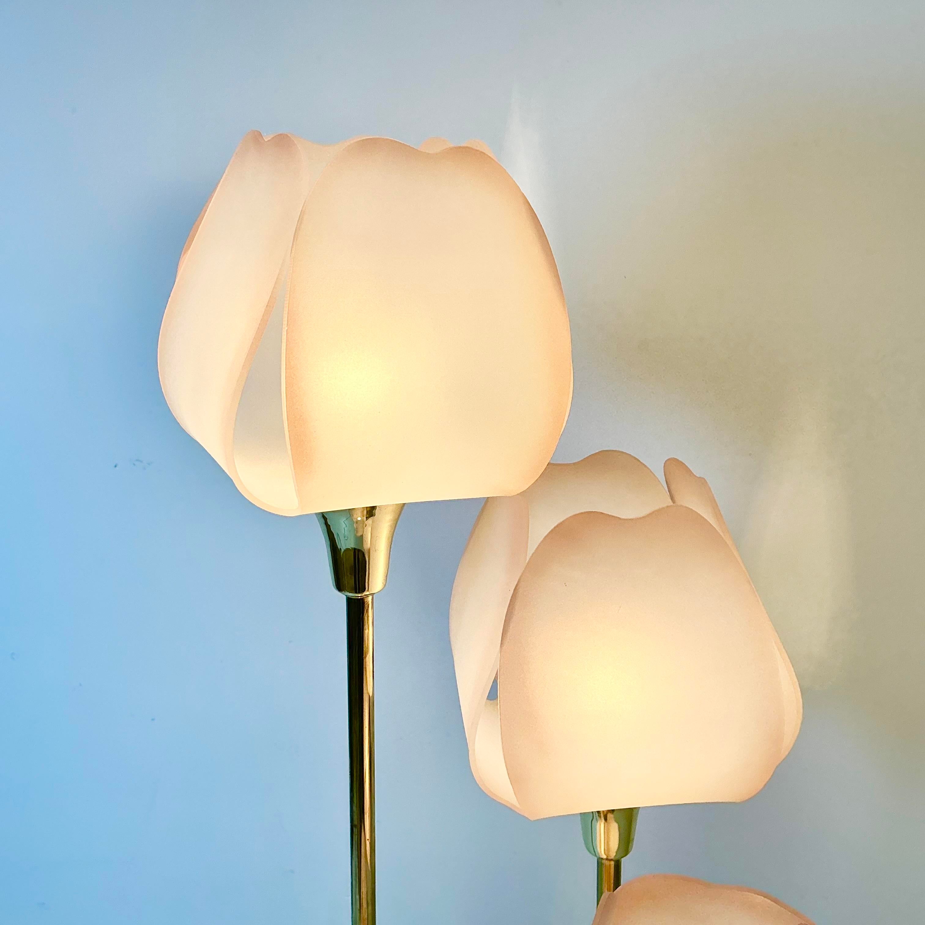 1980s Vintage Hollywood Regency Art Nouveau Tulip Shade Table Lamp