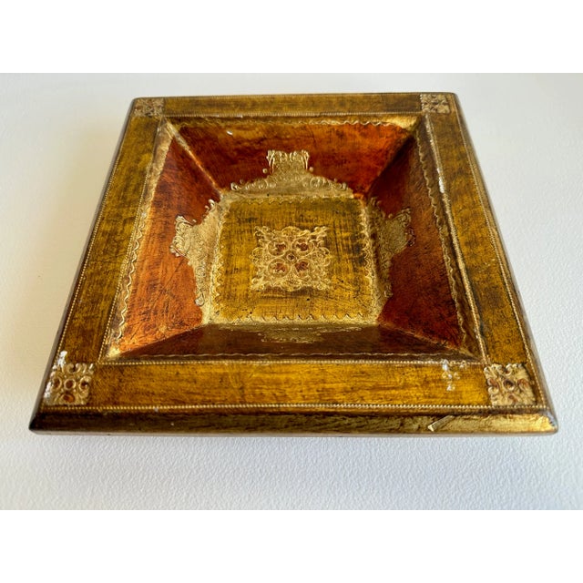 Gold Vintage Florentia Italy Dresser Tray Hand Made Catch All in Gold & Copper For Sale - Image 8 of 12